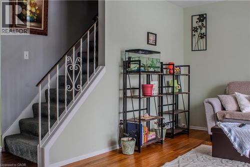 48 Riverdale Drive Unit# 2, Hamilton, ON - Indoor Photo Showing Other Room