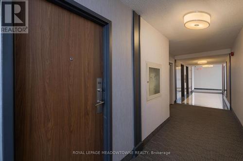 #806 - 2301 Derry Road W, Mississauga, ON -  Photo Showing Other Room