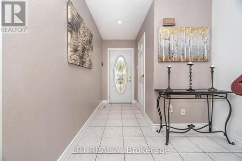 27 Woodsview Avenue, Toronto, ON - Indoor Photo Showing Other Room