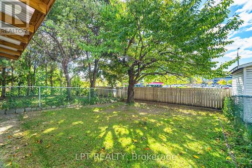 27 Woodsview Avenue, Toronto, ON - Outdoor