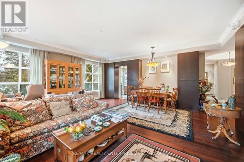 Corner Unit Provides Ample Light - 513 - 2855 Bloor Street W, Toronto, ON - Indoor Photo Showing Living Room