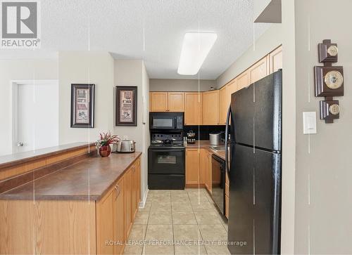 412 - 225 Alvin Road N, Ottawa, ON - Indoor Photo Showing Kitchen
