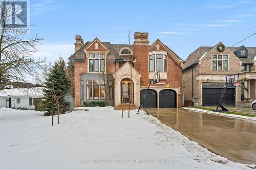 112 Mildenhall Road, Toronto, ON - Outdoor With Facade