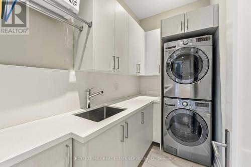112 Mildenhall Road, Toronto, ON - Indoor Photo Showing Laundry Room