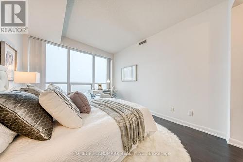 3112 - 5168 Yonge Street, Toronto, ON - Indoor Photo Showing Bedroom