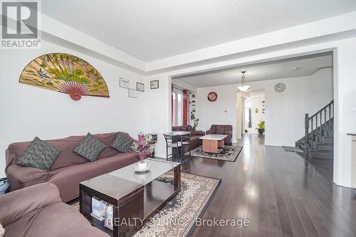 54 Tysonville Circle, Brampton, ON - Indoor Photo Showing Living Room