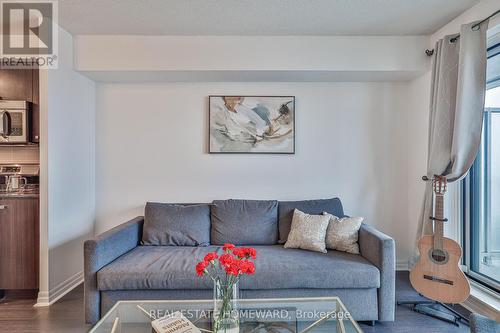 2806 - 2015 Sheppard Avenue E, Toronto, ON - Indoor Photo Showing Other Room