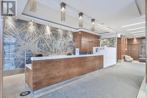 2806 - 2015 Sheppard Avenue E, Toronto, ON - 