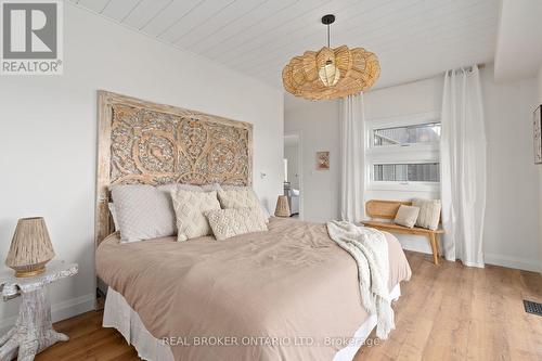 8, 20, 30, 31, 34 Hemlock Avenue, Tay, ON - Indoor Photo Showing Bedroom