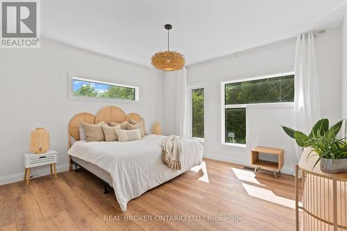 8, 20, 30, 31, 34 Hemlock Avenue, Tay, ON - Indoor Photo Showing Bedroom