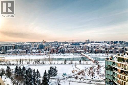 1313, 730 2 Avenue  Calgary, AB T2P 1R8