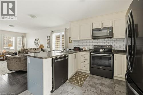 15 Irving Drive, Norwich, ON - Indoor Photo Showing Kitchen