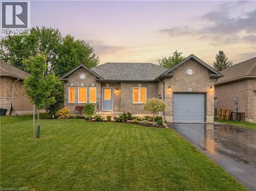 15 Irving Drive, Norwich, ON - Outdoor With Facade