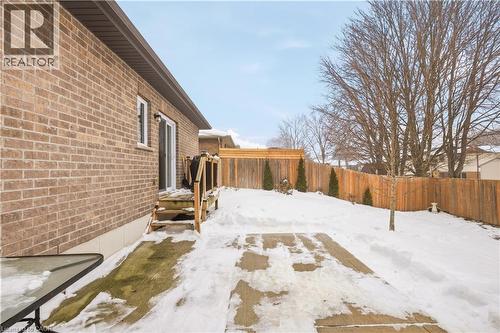 15 Irving Drive, Norwich, ON - Outdoor