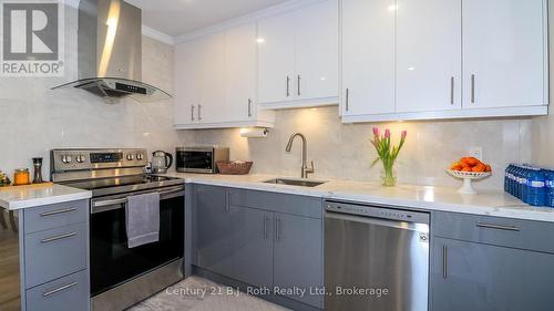 156 The Westway, Toronto (Kingsview Village-The Westway), ON - Indoor Photo Showing Kitchen With Upgraded Kitchen