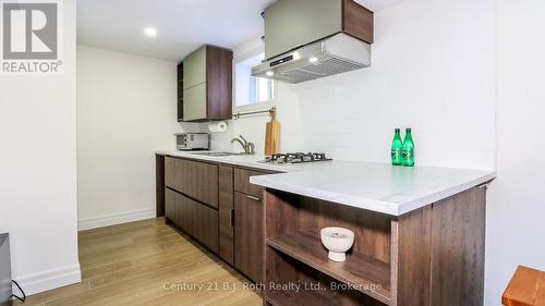 156 The Westway, Toronto (Kingsview Village-The Westway), ON - Indoor Photo Showing Kitchen