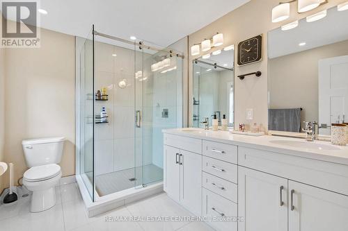 21575 Heritage Road, Thames Centre, ON - Indoor Photo Showing Bathroom
