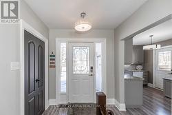 MAIN FLOOR - 97 SHIRLEY AVENUE  Barrie, ON L4N 1N3