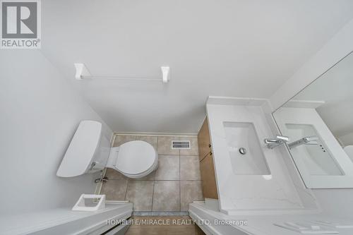 18 Dawes Road, Brampton, ON - Indoor Photo Showing Bathroom