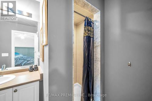 164 Dewell Crescent, Clarington, ON - Indoor Photo Showing Bathroom
