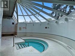 Indoor Hot Tub/Jacuzzi - 