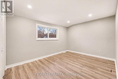 38 Winnifred Street N, Smiths Falls, ON - Indoor Photo Showing Other Room