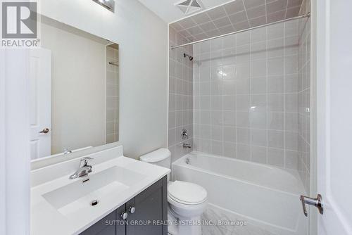 109 - 1573 Rose Way, Milton, ON - Indoor Photo Showing Bathroom