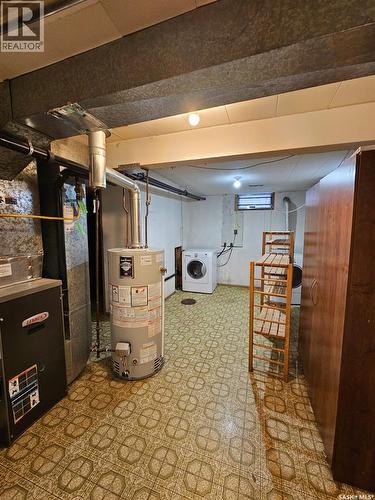402 Mckercher Drive, Saskatoon, SK - Indoor Photo Showing Basement