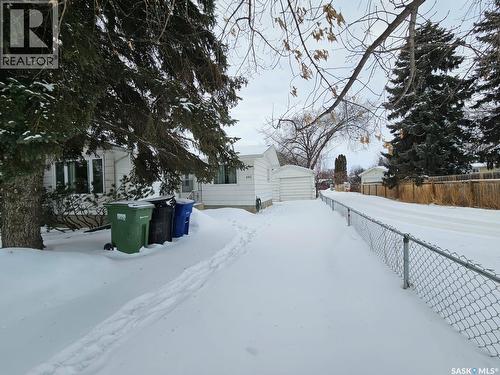 402 Mckercher Drive, Saskatoon, SK - Outdoor