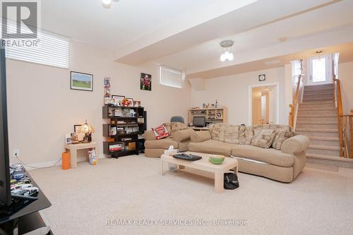 195 Van Scott Drive, Brampton, ON - Indoor