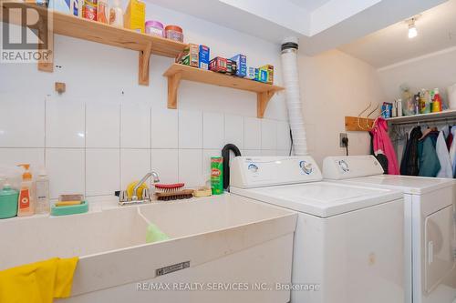 195 Van Scott Drive, Brampton, ON - Indoor Photo Showing Laundry Room