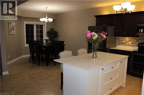 561 Thomas Slee Drive, Kitchener, ON - Indoor Photo Showing Other Room