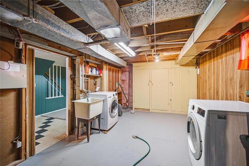 779 Goulding Street, Winnipeg, MB - Indoor Photo Showing Laundry Room