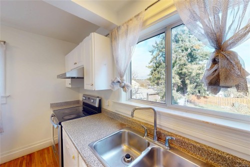 2943 Cedar Hill Rd, Victoria, BC 