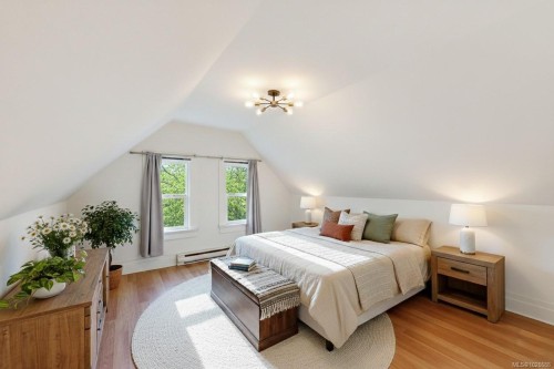 2943 Cedar Hill Rd, Victoria, BC 