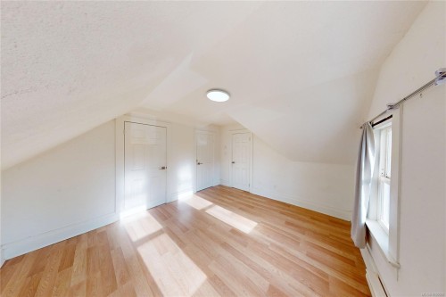 2943 Cedar Hill Rd, Victoria, BC 