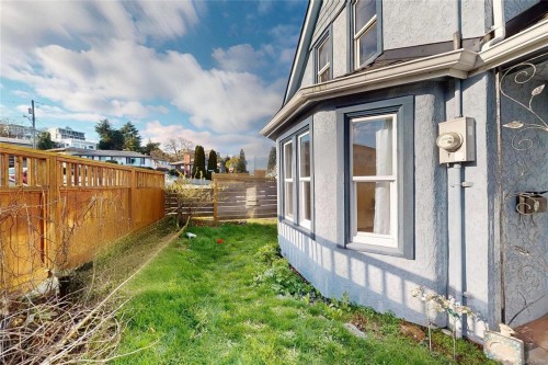 2943 Cedar Hill Rd, Victoria, BC 