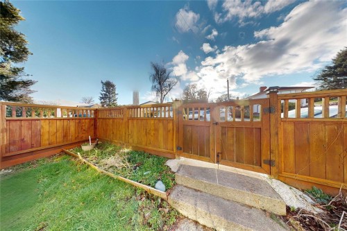 2943 Cedar Hill Rd, Victoria, BC 