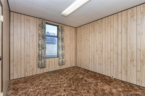 126 Ladysmith St, Victoria, BC 