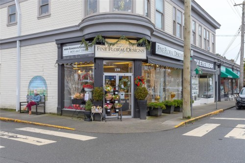 126 Ladysmith St, Victoria, BC 