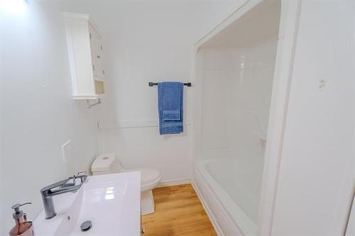 90 Hudson St, Headingley, MB 