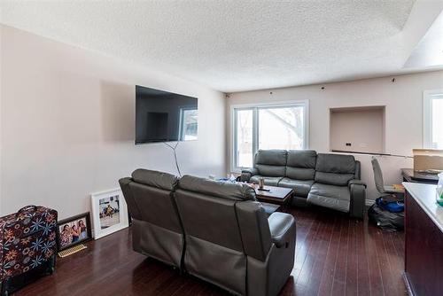 149 Hawkins Cr, Winnipeg, MB 