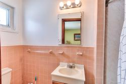 Salle de bains attenante à la CCP - 