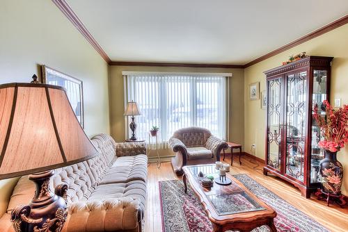 Salon - 798 Place Parkway, Laval (Chomedey), QC - Indoor Photo Showing Living Room