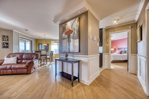 Vue d'ensemble - 401-58 Rue Louis-Jolliet, Saint-Jérôme, QC - Indoor Photo Showing Living Room