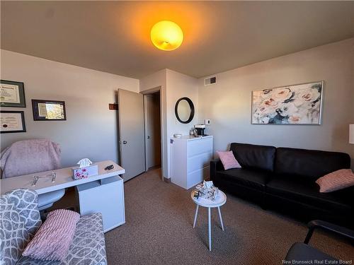 661 Mountain Rd, Moncton, NB 