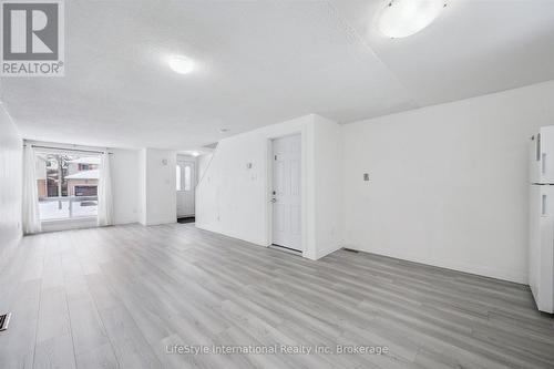 5 Troy Crescent, Guelph (Grange Road), ON - Indoor