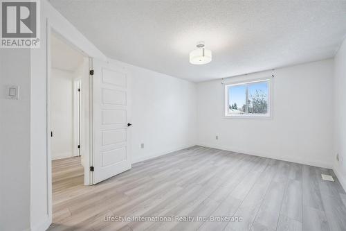 5 Troy Crescent, Guelph (Grange Road), ON - Indoor Photo Showing Other Room