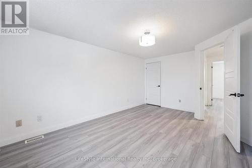 5 Troy Crescent, Guelph (Grange Road), ON - Indoor Photo Showing Other Room