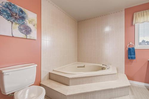 Salle de bains attenante à la CCP - 1845 Rue Rigaud, Brossard, QC - Indoor Photo Showing Bathroom